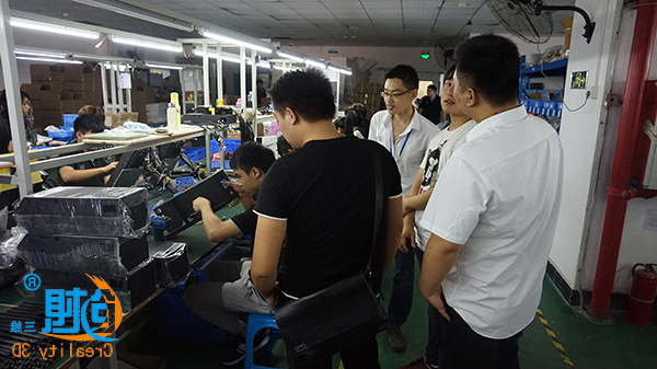 创想三维
3D打印机还原出来的霜之哀伤