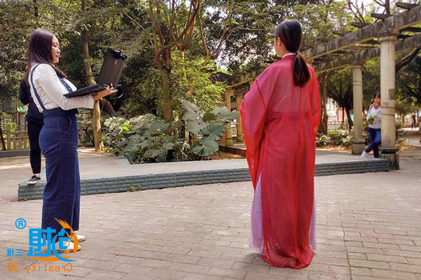 为1314人定制蜡像  从Indian小哥的感恩节cos开始