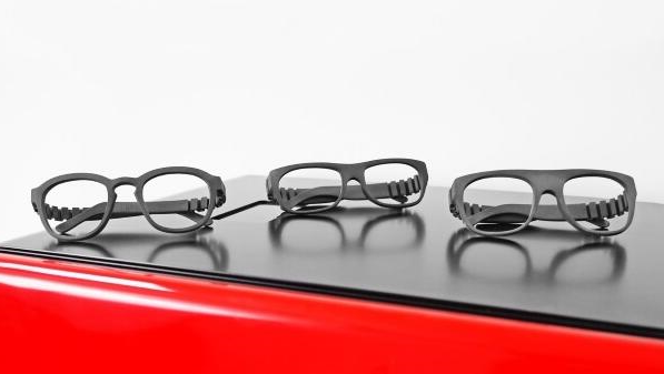 GlassesUSA推出3D打印眼镜 离在家打印眼镜不远了