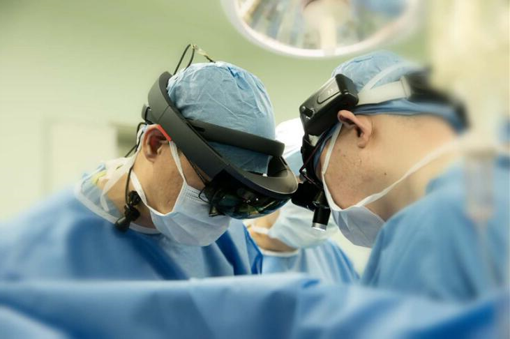 广州医生首创将三种3D技术应用于心脏手术