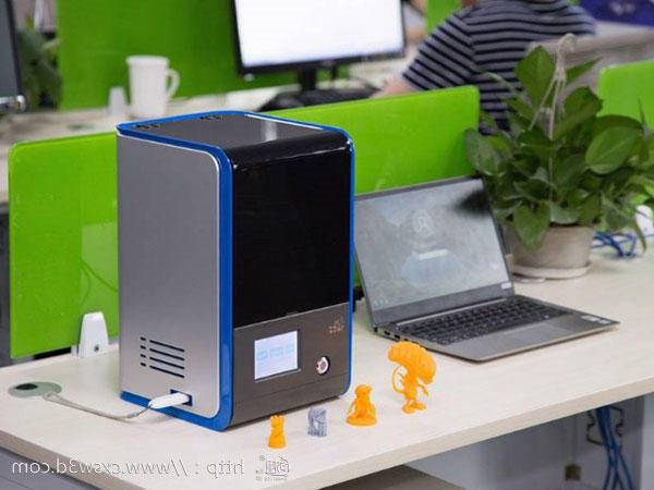 迎俄罗斯世界杯热潮  3D打印“大力神杯”