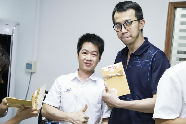 员工生日会︳温情六月，有家.有爱  