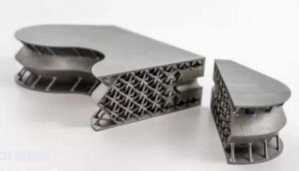 3D打印复杂钛合金镶件：挑战传统加工手段地位