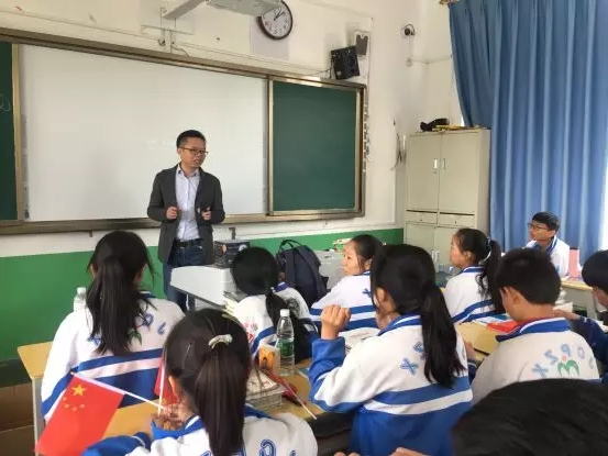 3D打印机公益助学讲解3D打印知识 3D打印机公益助学讲解3D打印知识