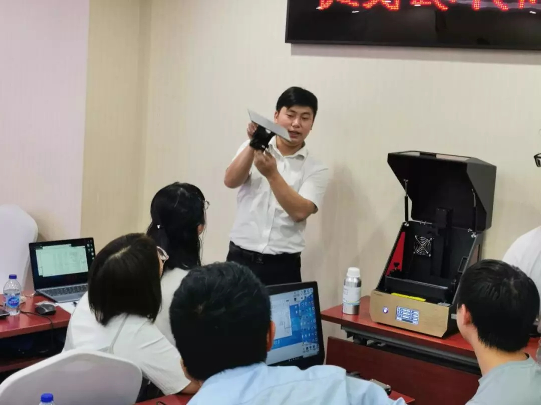 讲解3D打印机细节操作