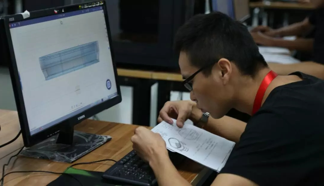 认真处理3D打印机试题