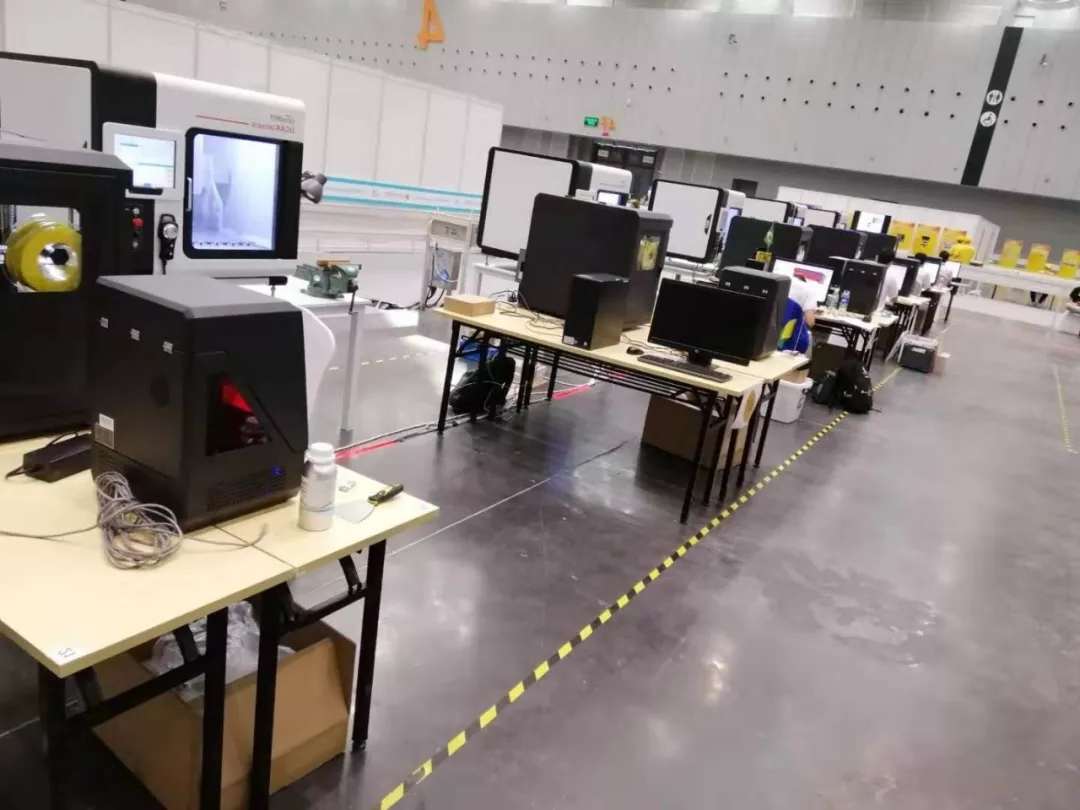 3D打印机工业设计赛选手比赛图
