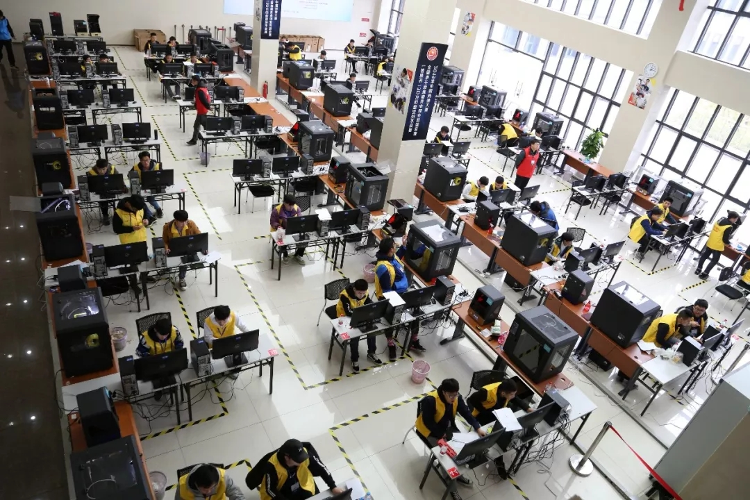 3D打印机考场俯视图