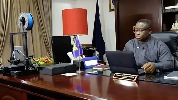 Ender-3 Pro 3D打印机和总统合影